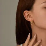 Vintage Hollow Heart Earrings for Women | Elegant Retro Jewelry - Image 2