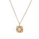 18K Gold-Plated Vintage Pearl Floral Pendant Necklace | Stainless Steel Wholesale Custom Jewelry for Women - Image 2