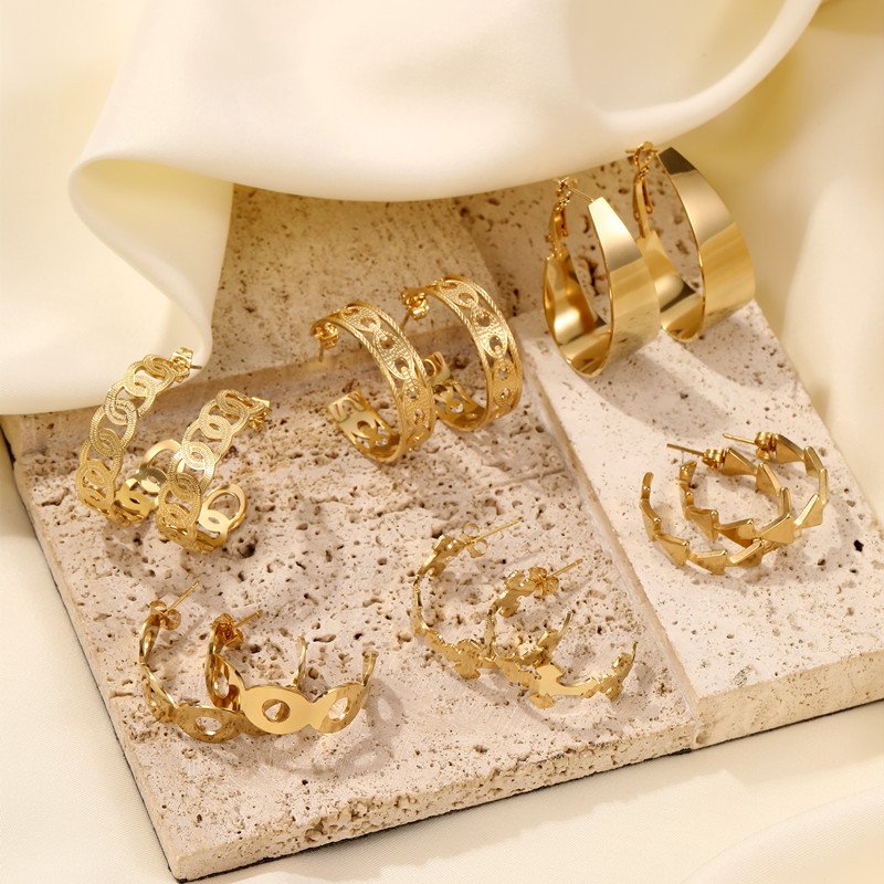 新款夸张大圆圈镂空耳环不锈钢网红直播热销简约时尚气质C型耳圈_主图-2 Minimalist Flat Wide Hoop Earrings for Women | Premium Stainless Steel Jewelry - Image 1