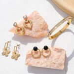 Wholesale French Hollow Heart Earrings | Light Luxury Geometric Jewelry Set