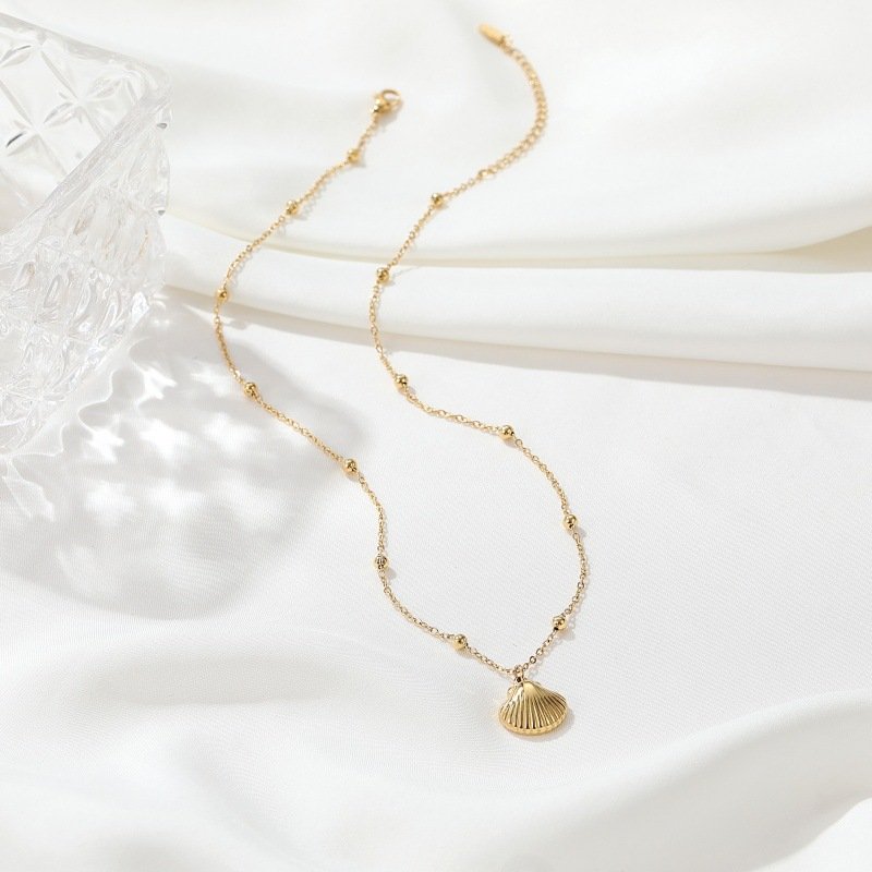 简约高级感项链钛钢不掉色女NK蝴蝶项链跨境欧美贝壳夹珠项链批发_sku-1-N2724-GO(贝壳夹珠项链) 18K Gold-Plated Seashell Pendant Layered Necklace | Tarnish-Resistant Titanium Steel Jewelry - Image 1