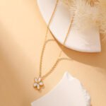 Five-Petal Flower Mother-of-Pearl Pendant Necklace | 18K Gold-Plated Stainless Steel Jewelry - Image 2